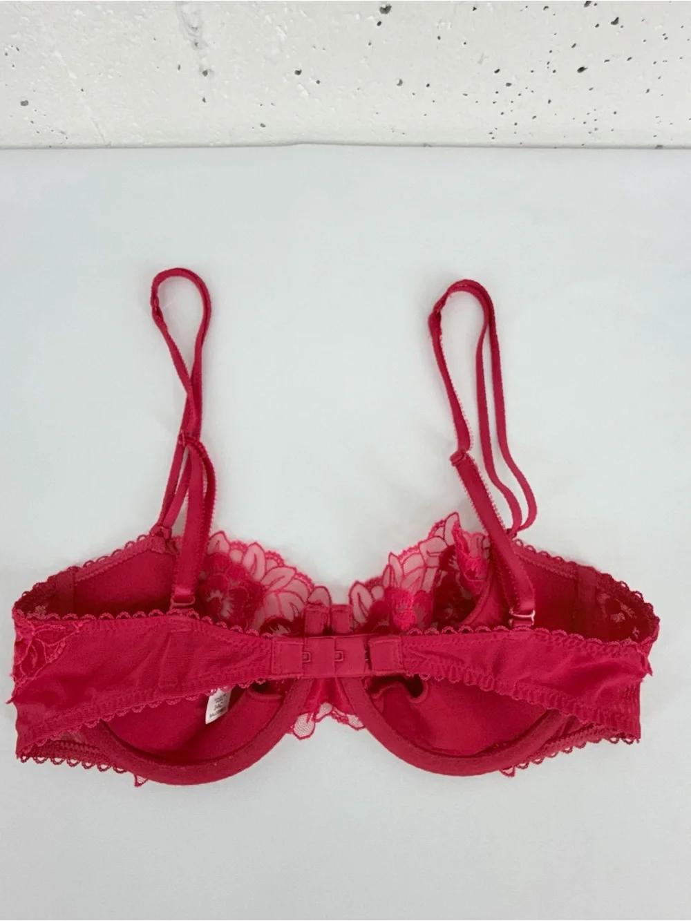 Victoria’s Secret Size 34C Angels Red Lace Demi Bra